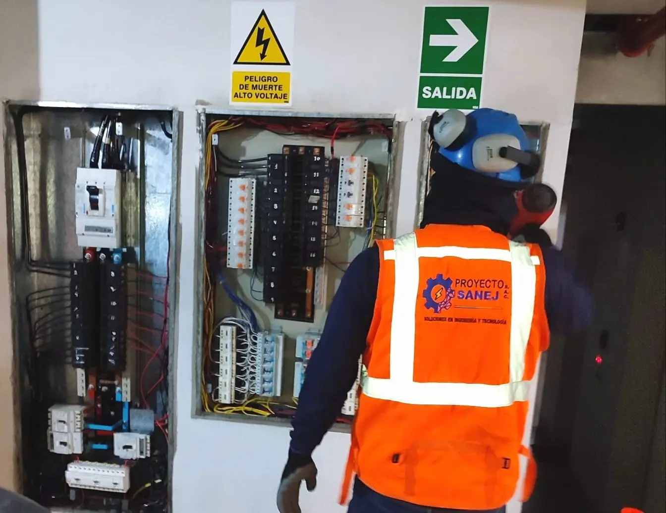 Mantenimiento Correctivo A Dispersores Y Tableros www.proyectosanej.com
